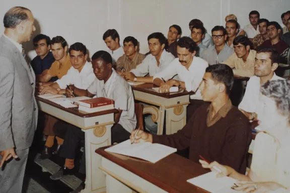 Immagine di repertorio Alumni