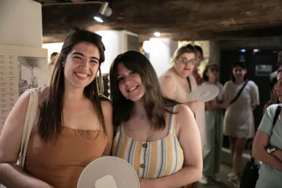 Immagine di repertorio Alumni