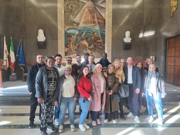Gli studenti e le studentesse del progetto ITALYOU in visita alla Farnesina