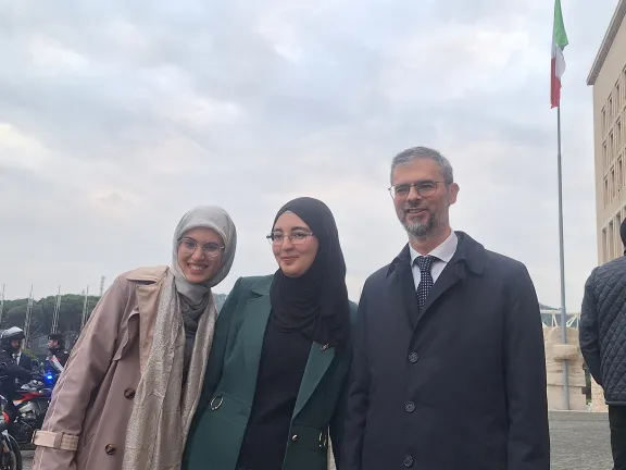 Gli studenti e le studentesse del progetto ITALYOU in visita alla Farnesina