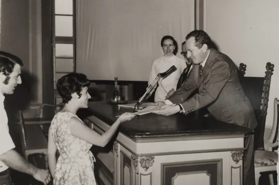 foto storica di studenti in aula
